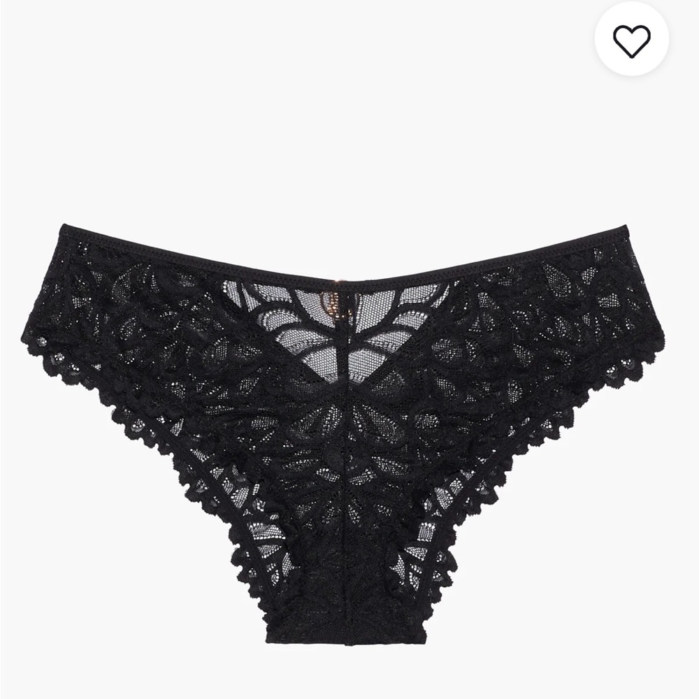 Black cheeky lace panties underwear